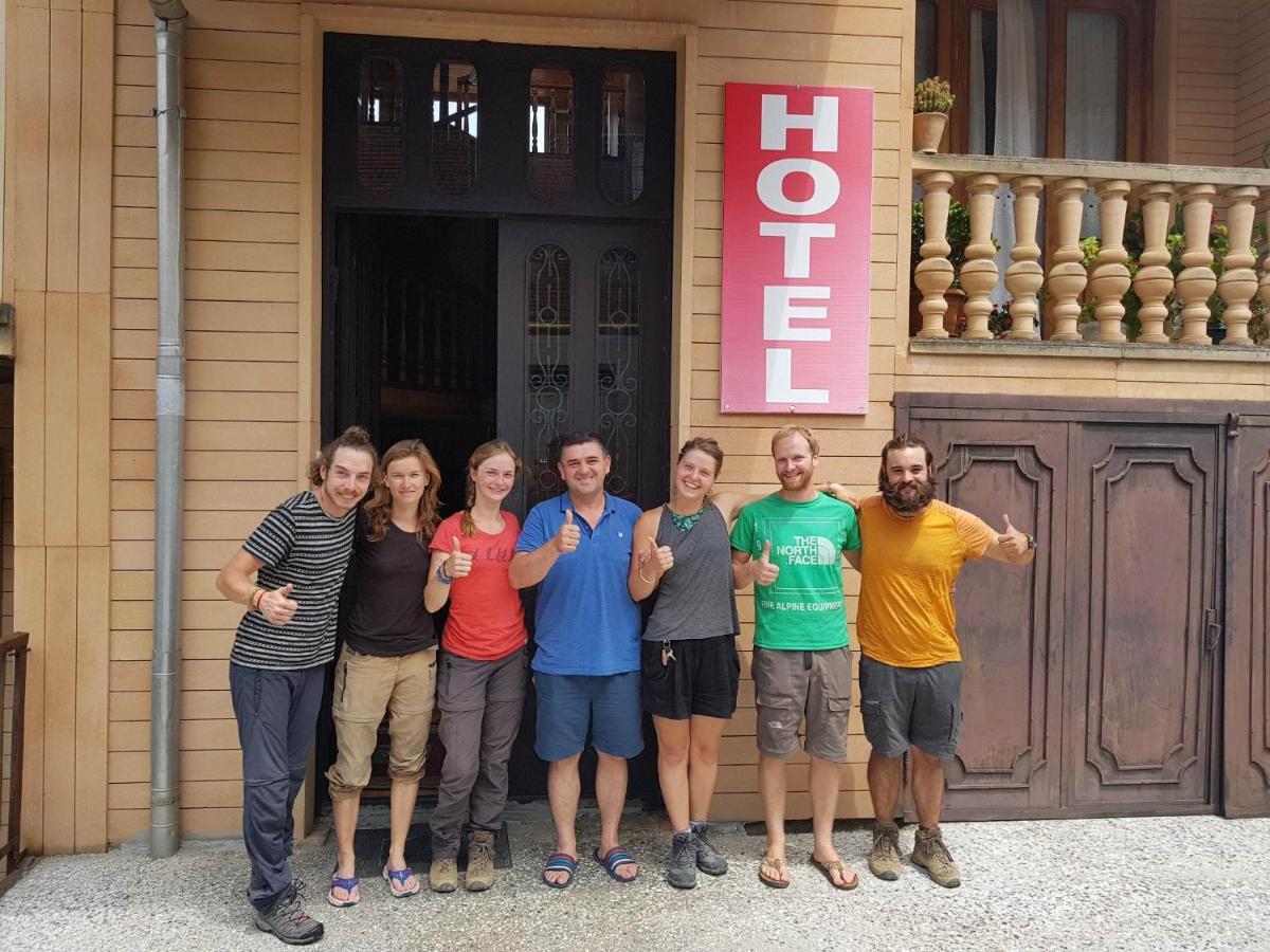 Hotel Shaumiani Kutaisi Esterno foto