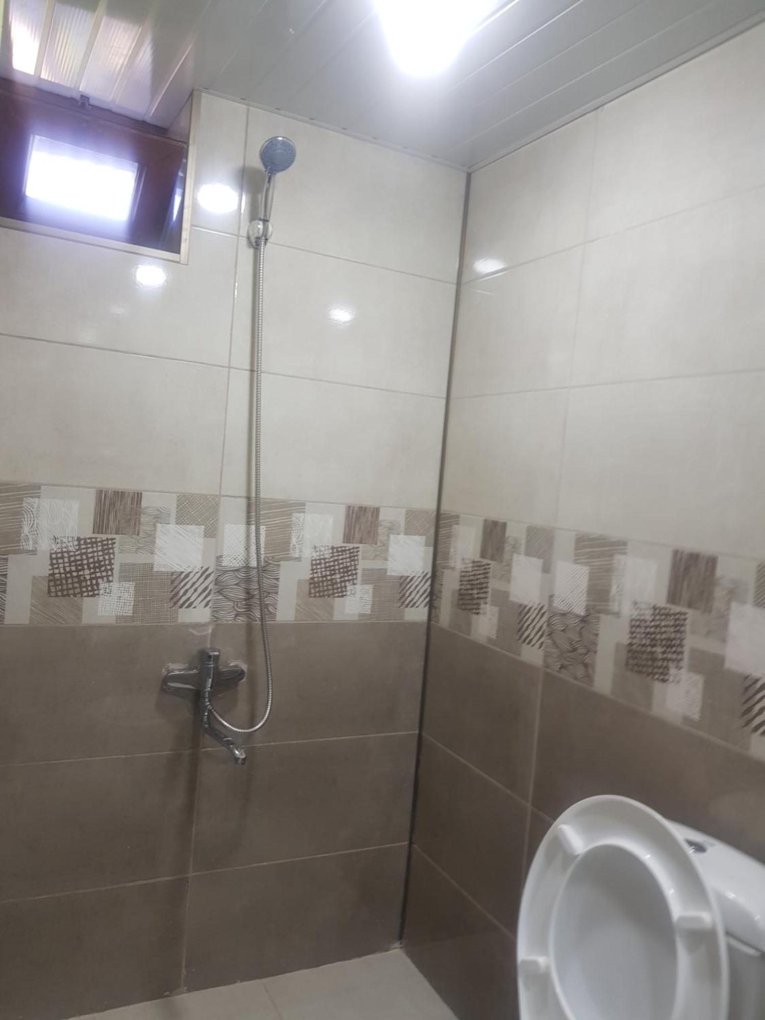 Hotel Shaumiani Kutaisi Esterno foto