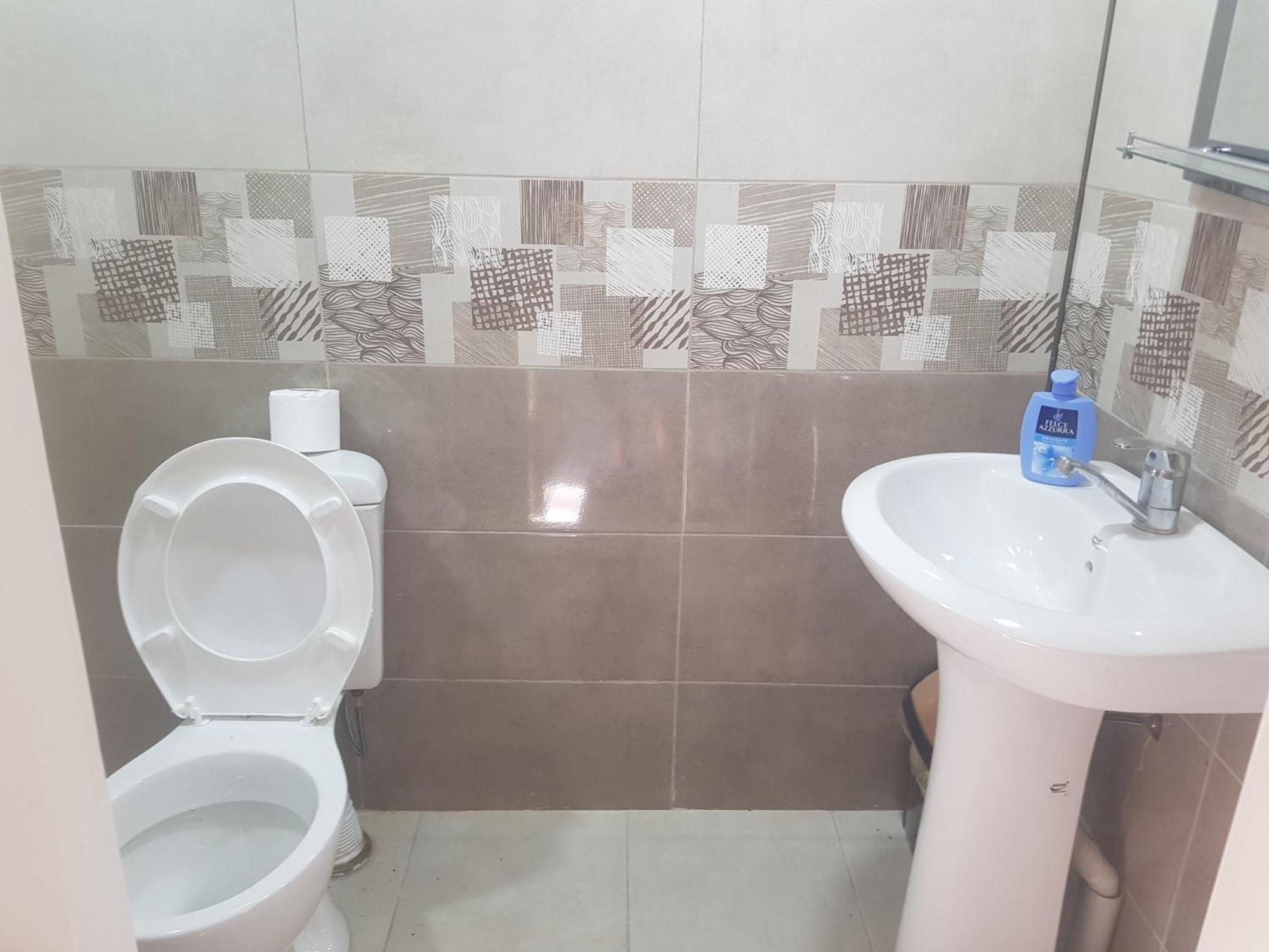 Hotel Shaumiani Kutaisi Esterno foto